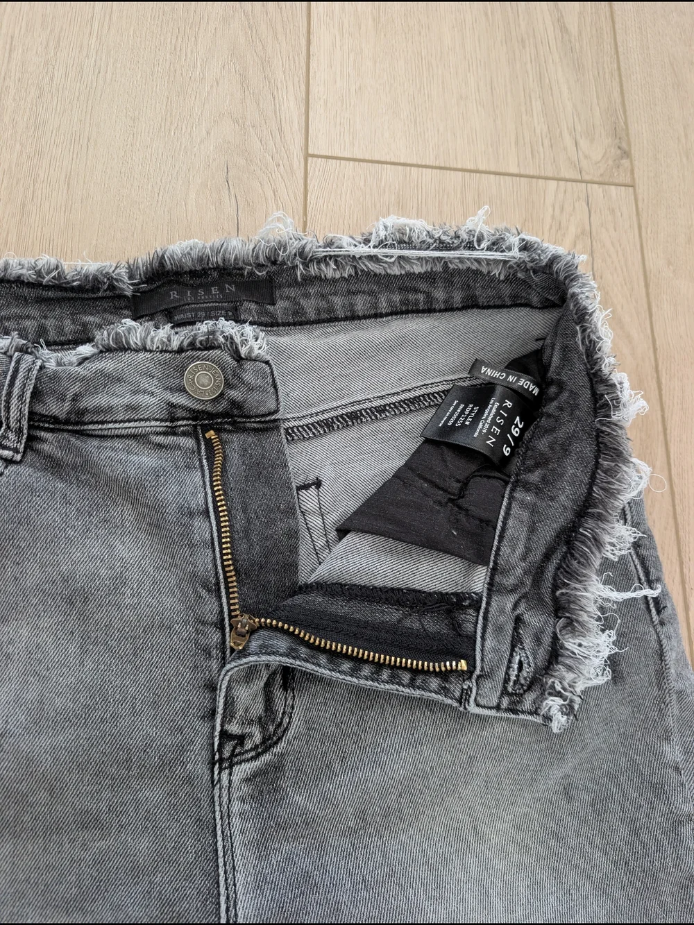 RISEN High Rise Distressed Gray Jeans Frayed Waist Raw Hem Size 29